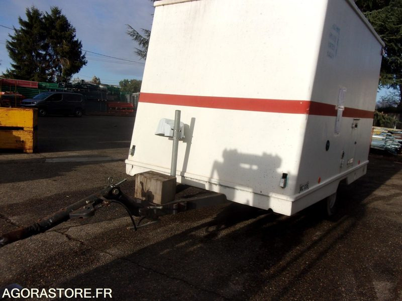 BARAQUE CHANTIER WC VESTIAIRE COIN REPOS N° 2 - Construction equipment: picture 3 BARAQUE CHANTIER WC VESTIAIRE COIN REPOS N° 2 - Construction equipment: picture 3
