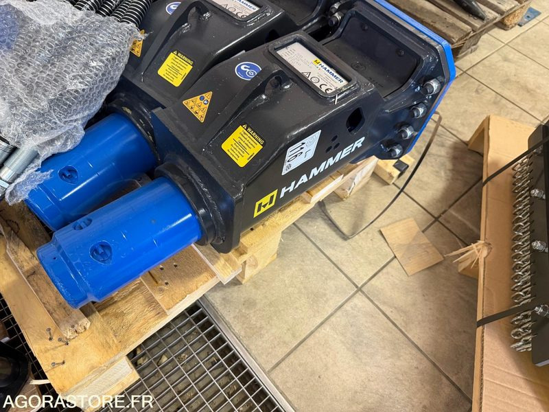 BRH HAMMER SB 150 Pelles de 1.5T - 3.8T NEUF - Hydraulic hammer: picture 1 BRH HAMMER SB 150 Pelles de 1.5T - 3.8T NEUF - Hydraulic hammer: picture 1