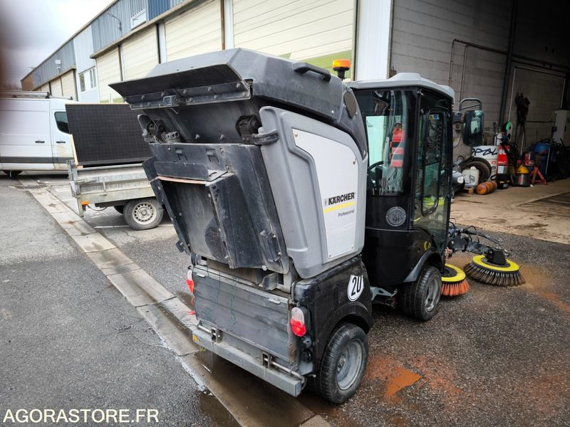 Balayeuse KARCHER MIC 34C 558 heures 2019 - Road sweeper: picture 3 Balayeuse KARCHER MIC 34C 558 heures 2019 - Road sweeper: picture 3