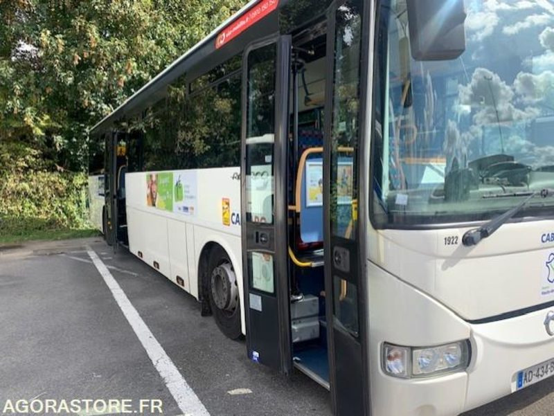 CAR IRISBUS RECREO N°15208/1922 -MEC 2009 446860 Km AD434BZ - Bus: picture 2 CAR IRISBUS RECREO N°15208/1922 -MEC 2009 446860 Km AD434BZ - Bus: picture 2