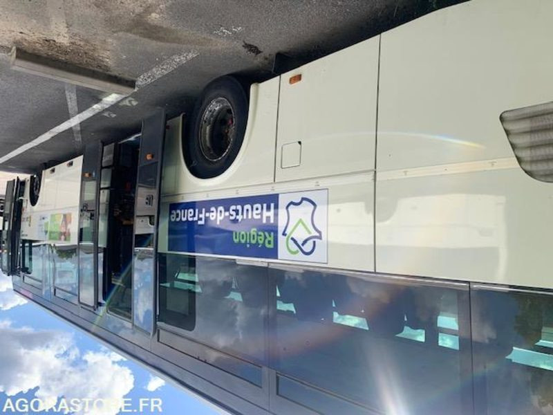 CAR IRISBUS RECREO N°15208/1922 -MEC 2009 446860 Km AD434BZ - Bus: picture 4 CAR IRISBUS RECREO N°15208/1922 -MEC 2009 446860 Km AD434BZ - Bus: picture 4