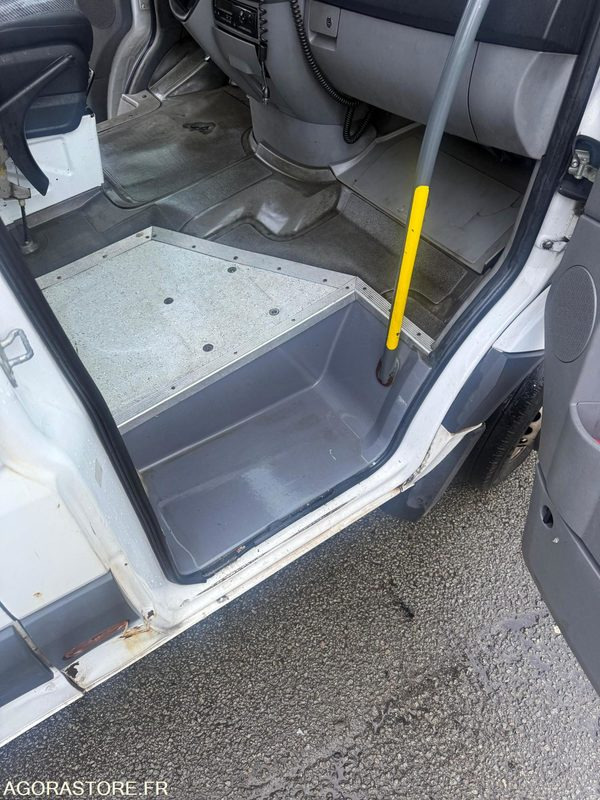 Bus Mercedes Sprinter: picture 6