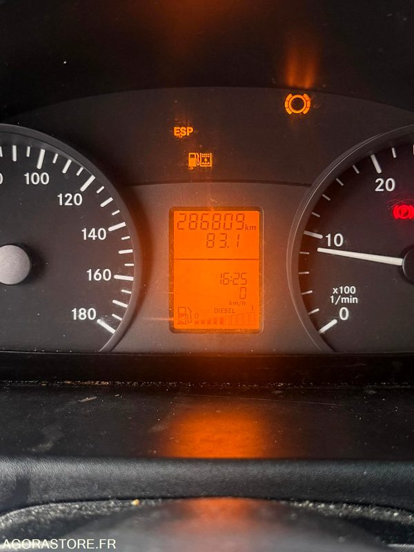 Bus Mercedes Sprinter: picture 7