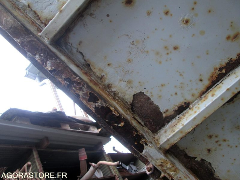 Leasing of  CAMION BENNE MASTER RENAULT problèmes soupapes moteur tournant CAMION BENNE MASTER RENAULT problèmes soupapes moteur tournant: picture 42