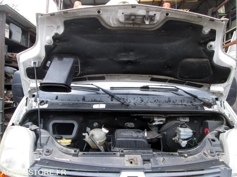 Leasing of  CAMION BENNE MASTER RENAULT problèmes soupapes moteur tournant CAMION BENNE MASTER RENAULT problèmes soupapes moteur tournant: picture 25