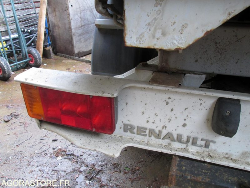 Leasing of  CAMION BENNE MASTER RENAULT problèmes soupapes moteur tournant CAMION BENNE MASTER RENAULT problèmes soupapes moteur tournant: picture 41