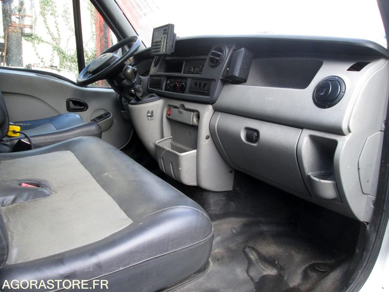 Leasing of  CAMION BENNE MASTER RENAULT problèmes soupapes moteur tournant CAMION BENNE MASTER RENAULT problèmes soupapes moteur tournant: picture 39