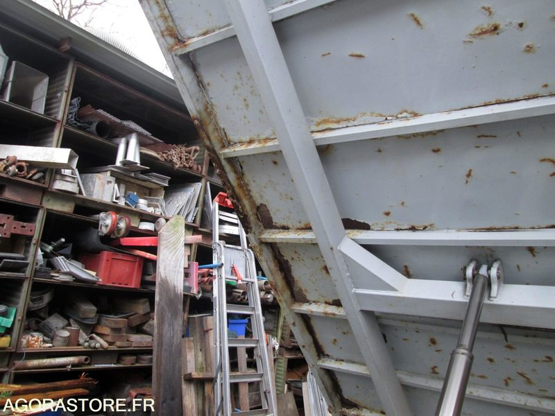 Leasing of  CAMION BENNE MASTER RENAULT problèmes soupapes moteur tournant CAMION BENNE MASTER RENAULT problèmes soupapes moteur tournant: picture 8