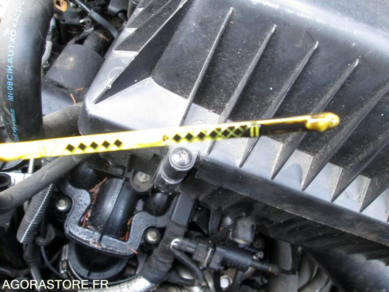 Leasing of  CAMION BENNE MASTER RENAULT problèmes soupapes moteur tournant CAMION BENNE MASTER RENAULT problèmes soupapes moteur tournant: picture 24