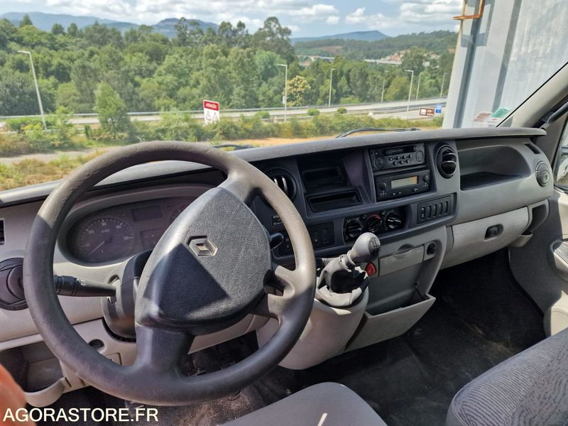 CAMION RENAULT MASCOTT- 6,5T - 160cv - TRIBENNE - Tipper: picture 5 CAMION RENAULT MASCOTT- 6,5T - 160cv - TRIBENNE - Tipper: picture 5