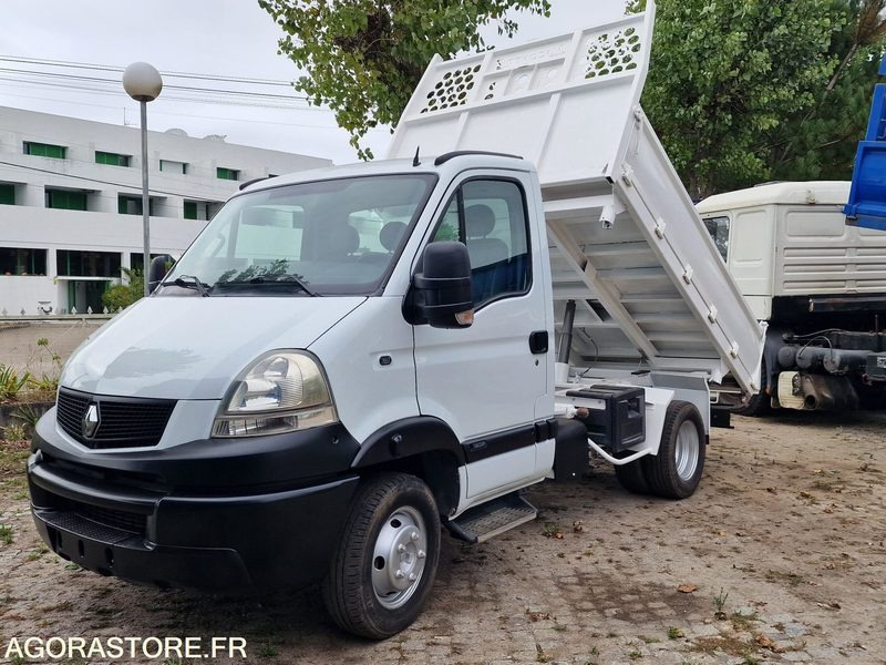 CAMION RENAULT MASCOTT- 6,5T - 160cv - TRIBENNE - Tipper: picture 1 CAMION RENAULT MASCOTT- 6,5T - 160cv - TRIBENNE - Tipper: picture 1