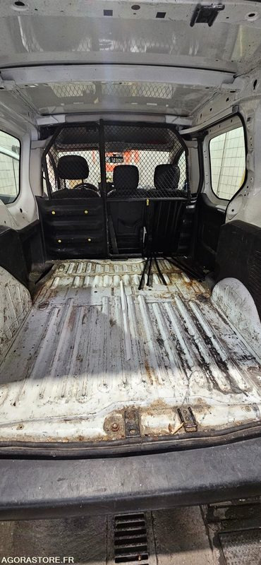 CITROEN BERLINGO ED119VR - Small van: picture 4 CITROEN BERLINGO ED119VR - Small van: picture 4
