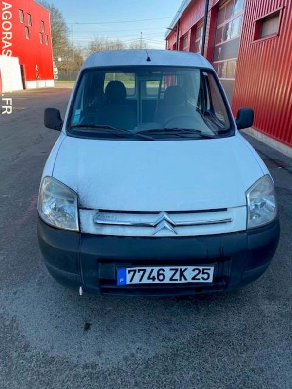 CITROEN BERLINGO ESS GPL 2499 - Small van: picture 1 CITROEN BERLINGO ESS GPL 2499 - Small van: picture 1