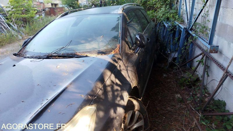 CITROEN C5 - FREIN A MAIN ÉLECTRIQUE HS - 2011 - Station wagon: picture 5 CITROEN C5 - FREIN A MAIN ÉLECTRIQUE HS - 2011 - Station wagon: picture 5