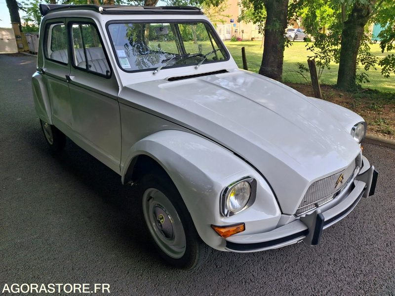 CITROEN-DYANE-1967- - Car: picture 2 CITROEN-DYANE-1967- - Car: picture 2