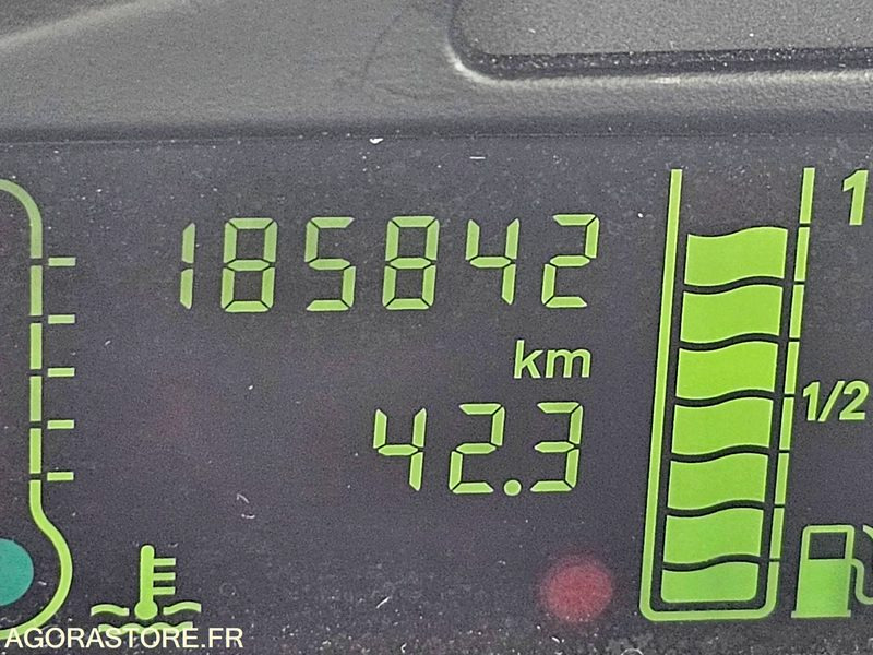 Car CITROEN XSARA PICASSO - 2005 - 185842KM - 523ELR92: picture 10 Car CITROEN XSARA PICASSO - 2005 - 185842KM - 523ELR92: picture 10