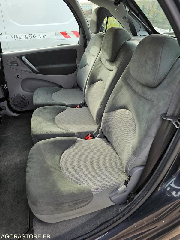 Car CITROEN XSARA PICASSO - 2005 - 185842KM - 523ELR92: picture 13 Car CITROEN XSARA PICASSO - 2005 - 185842KM - 523ELR92: picture 13
