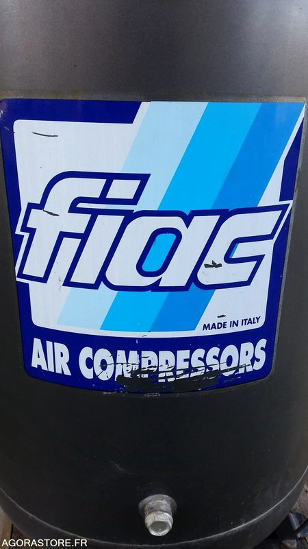COMPRESSEUR VERTICAL DE MARQUE FIAC TYPE AB-300-670 CUVE 270l TRIPHASE - Air compressor: picture 5 COMPRESSEUR VERTICAL DE MARQUE FIAC TYPE AB-300-670 CUVE 270l TRIPHASE - Air compressor: picture 5