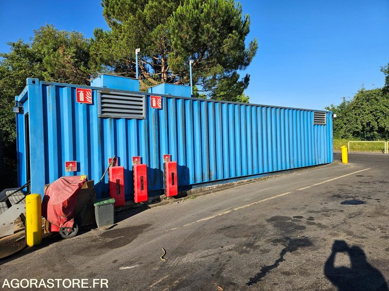 CONTAINER AVEC CUVE DE 40 000L & SYSTEME DE DISTRIBUTION CARBURANT - 2016/2017 - Tool/ Equipment: picture 1 CONTAINER AVEC CUVE DE 40 000L & SYSTEME DE DISTRIBUTION CARBURANT - 2016/2017 - Tool/ Equipment: picture 1