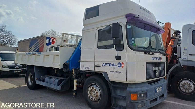 Camion-grue Benne MAN 1996/3718 - Tipper, Crane truck: picture 3 Camion-grue Benne MAN 1996/3718 - Tipper, Crane truck: picture 3