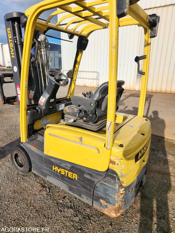 Chariot Hyster J1.8XNT - Construction equipment: picture 2 Chariot Hyster J1.8XNT - Construction equipment: picture 2