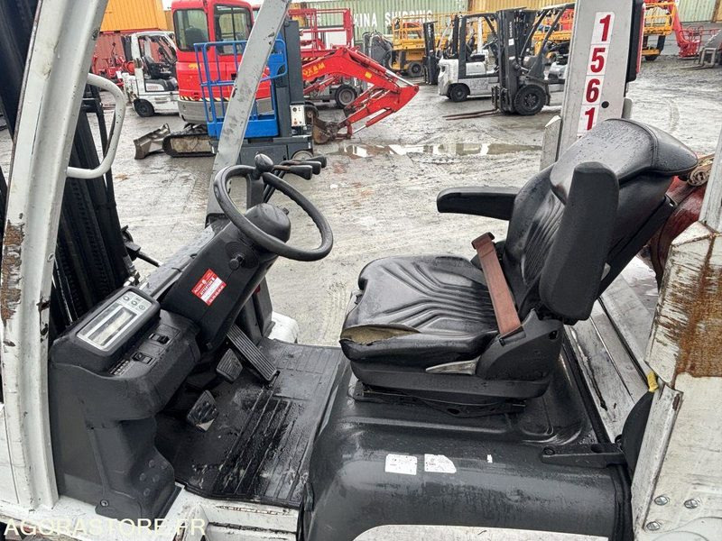 LPG forklift Chariot élévateur NISSAN GAZ 1.5T type P1D1A15LQ: picture 8
