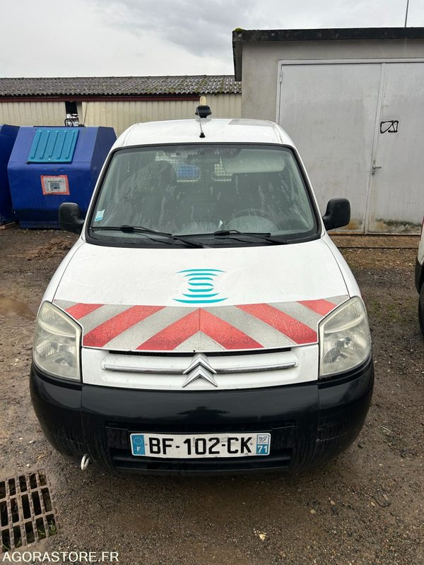 Citroën Berlingo - 2010 - 246000kms - BF102CK - Small van: picture 3 Citroën Berlingo - 2010 - 246000kms - BF102CK - Small van: picture 3