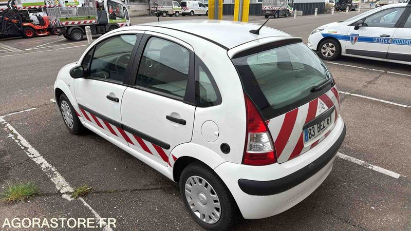 Citroën - C3 - 2009 - 152281KMS - 83BEZ67 - Car: picture 5 Citroën - C3 - 2009 - 152281KMS - 83BEZ67 - Car: picture 5