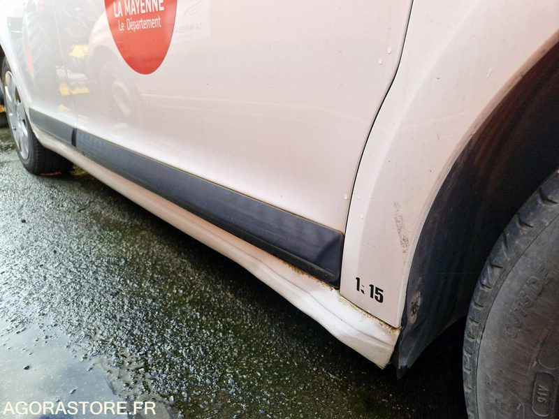 Car Citroën C4 - 259870 -2010- AW034XE: picture 11 Car Citroën C4 - 259870 -2010- AW034XE: picture 11