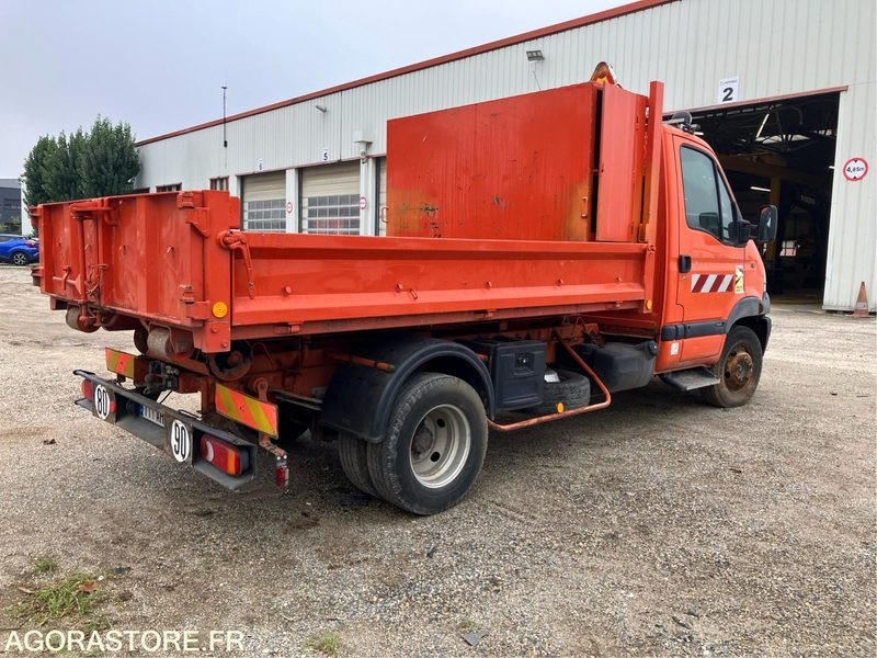 Renault Master - 2005 - 43161kms (P2001716) - Commercial vehicle: picture 2 Renault Master - 2005 - 43161kms (P2001716) - Commercial vehicle: picture 2