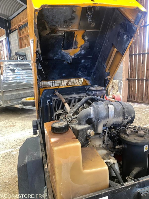 Compresseur de chantier DOOSAN 7/31 - INGERSOLL RAND - Air compressor: picture 5 Compresseur de chantier DOOSAN 7/31 - INGERSOLL RAND - Air compressor: picture 5