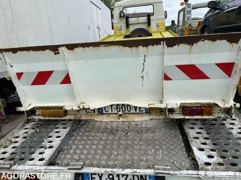 DEPANNEUSE DAIMLER 1973 155200 KM - Tow truck: picture 5 DEPANNEUSE DAIMLER 1973 155200 KM - Tow truck: picture 5