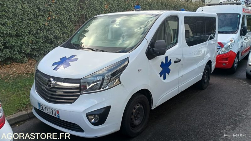 EK-123-TQ - Non Roulant - OPEL VIVARO - VASP - CG INTEGRAL - 447 455 Kms - Ambulance: picture 1 EK-123-TQ - Non Roulant - OPEL VIVARO - VASP - CG INTEGRAL - 447 455 Kms - Ambulance: picture 1