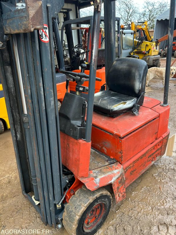 FENWICK LINDE E15 - Electric forklift: picture 4 FENWICK LINDE E15 - Electric forklift: picture 4