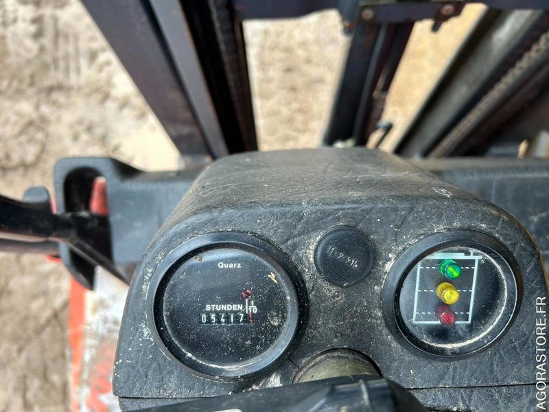 FENWICK LINDE E15 - Electric forklift: picture 5 FENWICK LINDE E15 - Electric forklift: picture 5