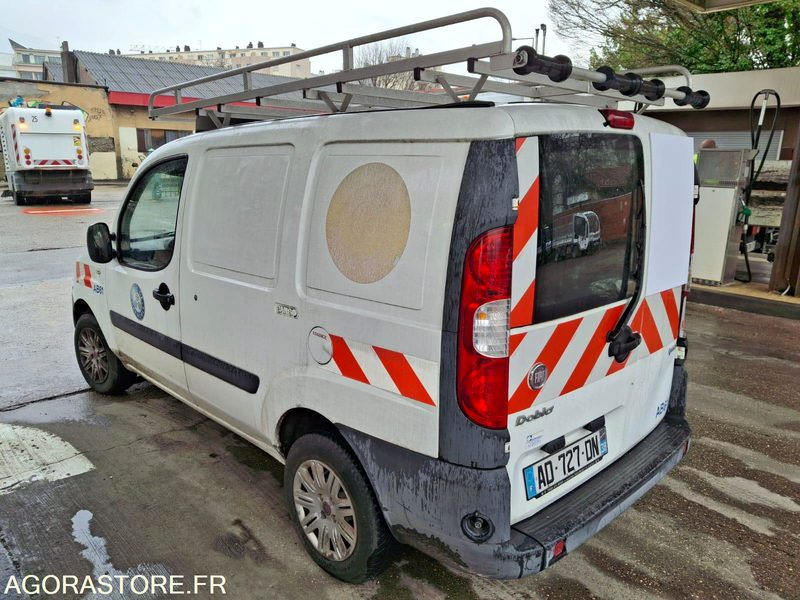 FIAT DOBLO ESSENCE /GNV - 65508kms - 2009 - Small van: picture 3 FIAT DOBLO ESSENCE /GNV - 65508kms - 2009 - Small van: picture 3