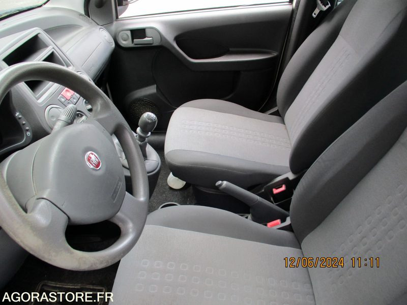 FIAT PANDA 1432 - Car: picture 4 FIAT PANDA 1432 - Car: picture 4