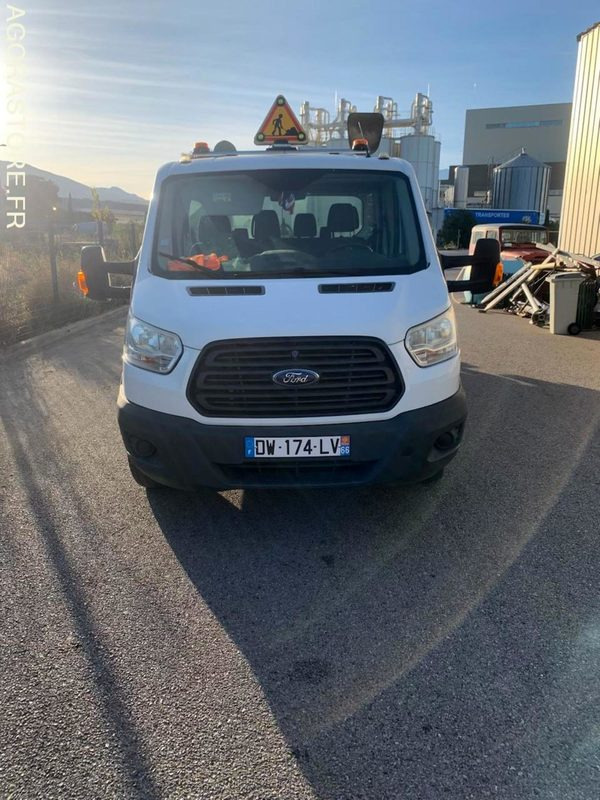 Ford Transit Benne Ampirol - double cabine - 2015 - 63500kms - Tipper van: picture 3 Ford Transit Benne Ampirol - double cabine - 2015 - 63500kms - Tipper van: picture 3
