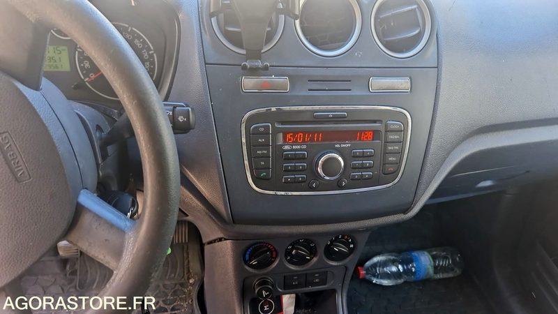 Ford transit connect 1.8 tdci - 229869 kms - 2012 - Small van: picture 4 Ford transit connect 1.8 tdci - 229869 kms - 2012 - Small van: picture 4