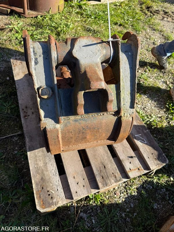 Godet 400mm Morin 2 - Bucket for Construction machinery: picture 5 Godet 400mm Morin 2 - Bucket for Construction machinery: picture 5