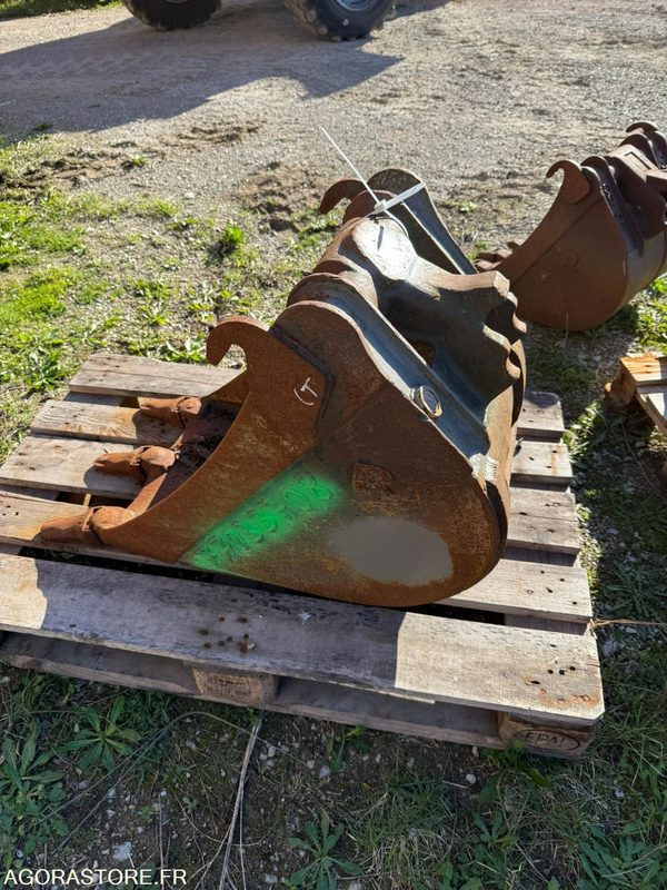 Godet 400mm Morin 2 - Bucket for Construction machinery: picture 4 Godet 400mm Morin 2 - Bucket for Construction machinery: picture 4