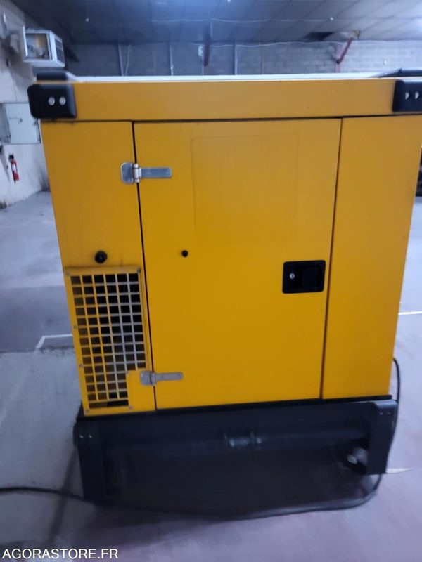 Groupe électrogène pramac grw22 - Generator set: picture 4 Groupe électrogène pramac grw22 - Generator set: picture 4