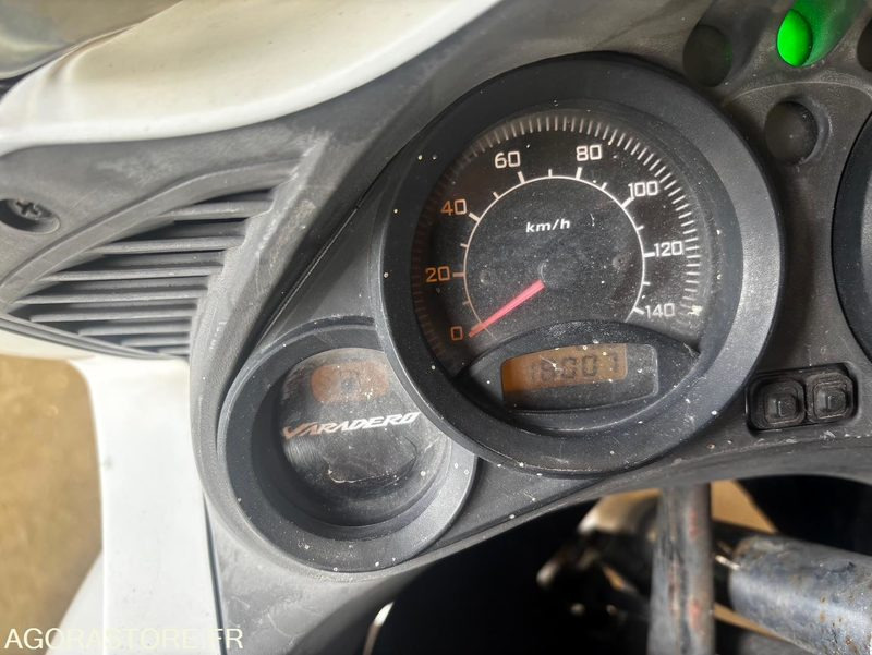Honda Varadero - 2008 - 18007kms - 761DAN59 - Motorcycle: picture 5 Honda Varadero - 2008 - 18007kms - 761DAN59 - Motorcycle: picture 5