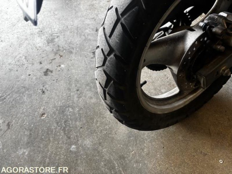 Honda Varadero - 2008 - 18007kms - 761DAN59 - Motorcycle: picture 4 Honda Varadero - 2008 - 18007kms - 761DAN59 - Motorcycle: picture 4