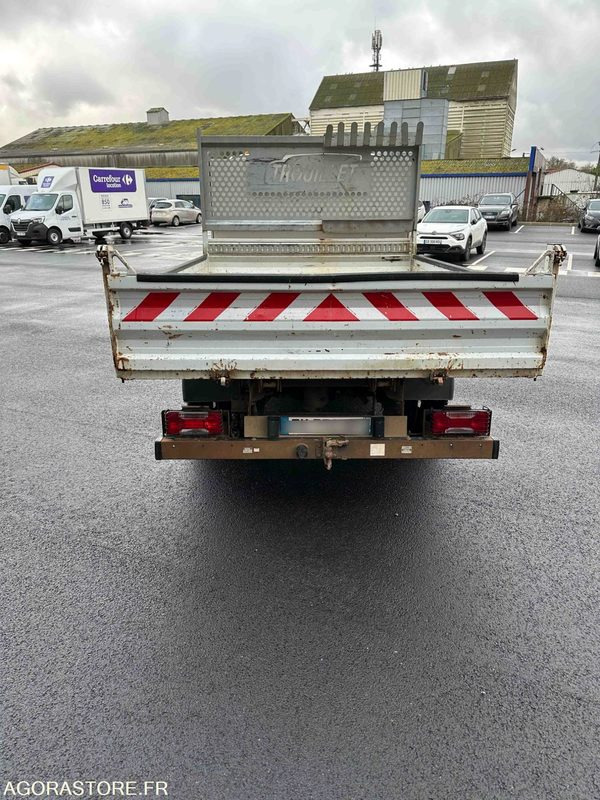 Iveco Daily - 2019 - 134920kms - FK772BP - Tipper van: picture 4 Iveco Daily - 2019 - 134920kms - FK772BP - Tipper van: picture 4