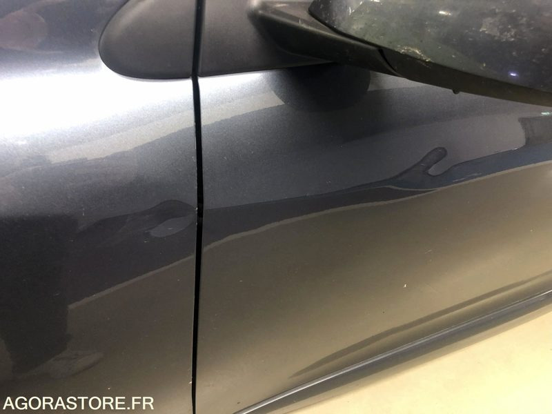 MEGANE 3 2016 ESTATE 1.2 TCE 115 ENERGY LIFE ECO2 - Essence - Boîte manuelle - Station wagon: picture 5 MEGANE 3 2016 ESTATE 1.2 TCE 115 ENERGY LIFE ECO2 - Essence - Boîte manuelle - Station wagon: picture 5