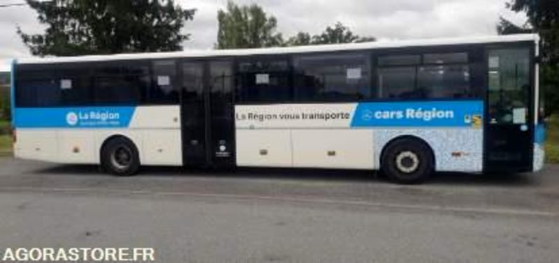 MERCEDES INTOURO N°093128 - School bus: picture 2 MERCEDES INTOURO N°093128 - School bus: picture 2