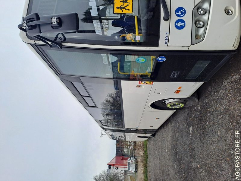 MERCEDES INTOURO N°103071 - School bus: picture 2 MERCEDES INTOURO N°103071 - School bus: picture 2