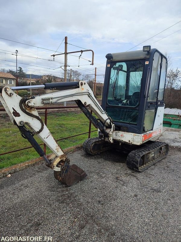 MINI PELLE BOBCAT - Mini excavator: picture 4 MINI PELLE BOBCAT - Mini excavator: picture 4