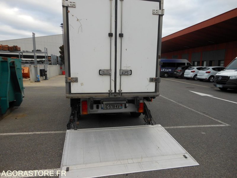 Master Hayon Frigorifique 2009 première main 65500km - Refrigerated van: picture 5 Master Hayon Frigorifique 2009 première main 65500km - Refrigerated van: picture 5